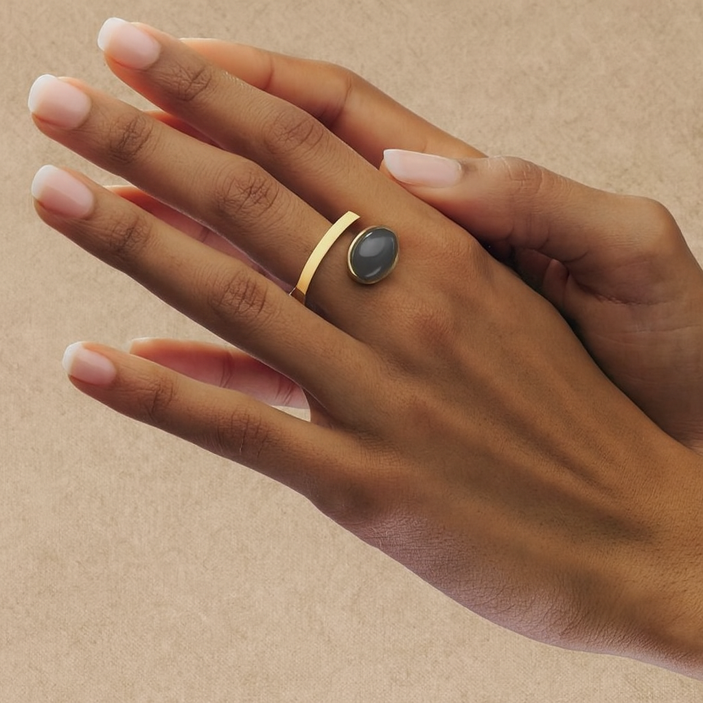 Mia Ring