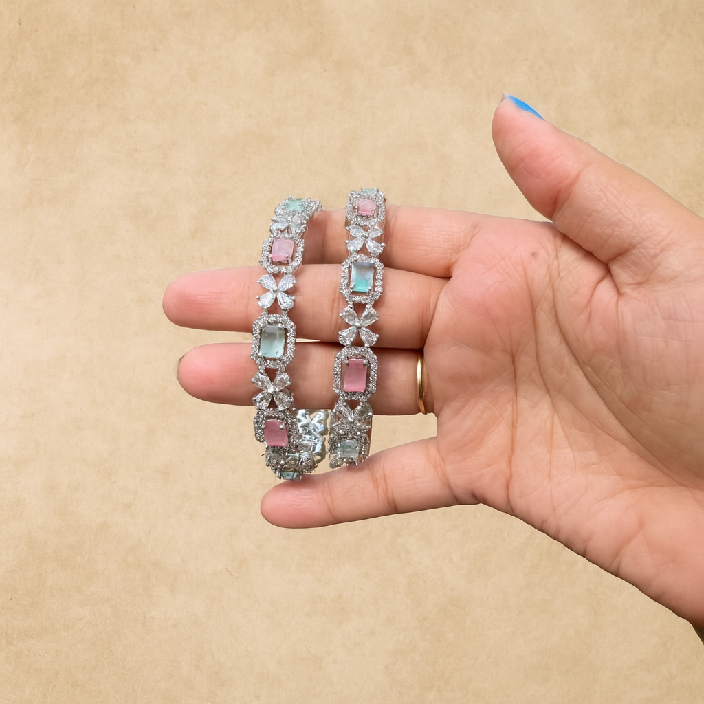 Saanvi Bangles