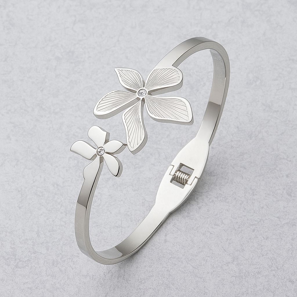 Madelyn Openable Bangle