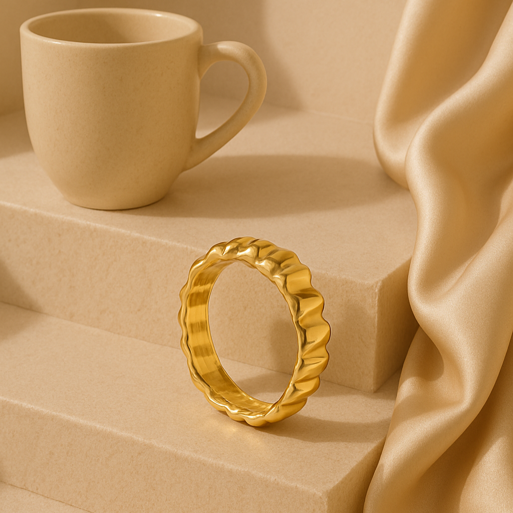 Amanda Pleated Bangle
