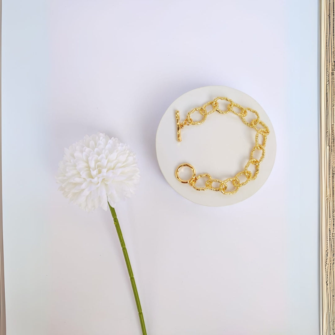 Textured Chunky Bracelet