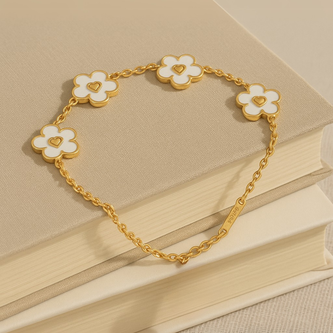 Clover White Bracelet