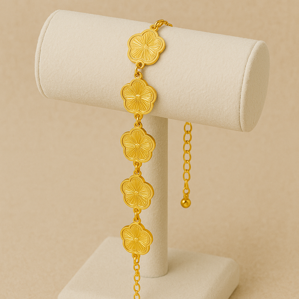 Clover Gold Bracelet