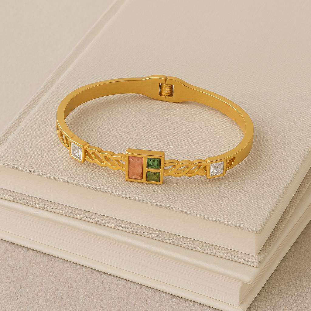 Kayte Bangle