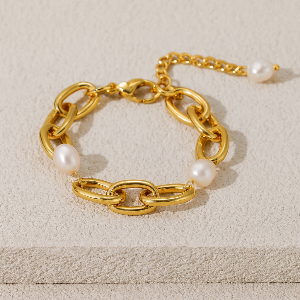 Eira Pearl Bracelet