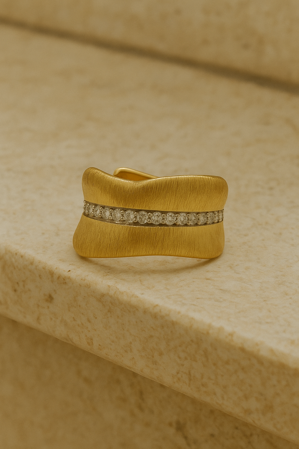 Alia Rhinestone Ring