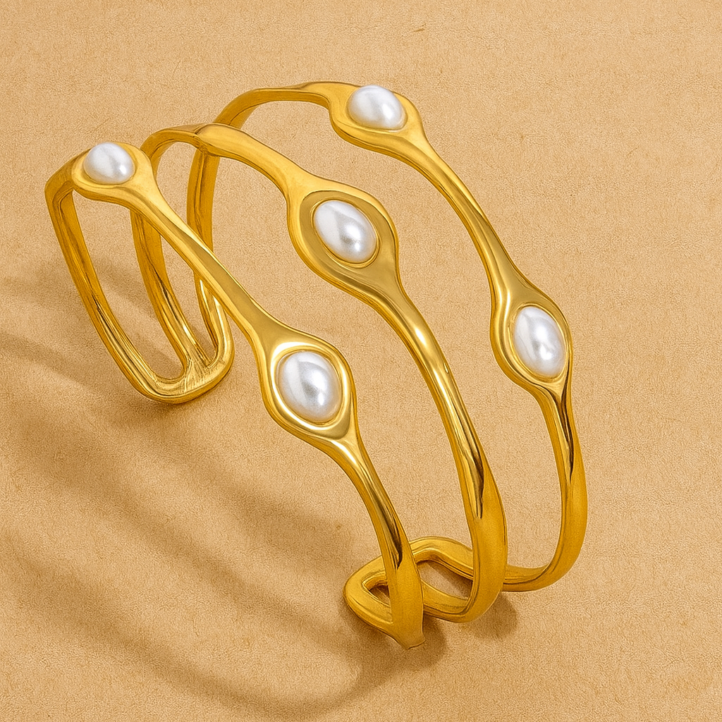 Dhea Pearl Cuff Bangle