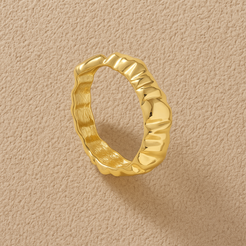 Amanda Pleated Bangle