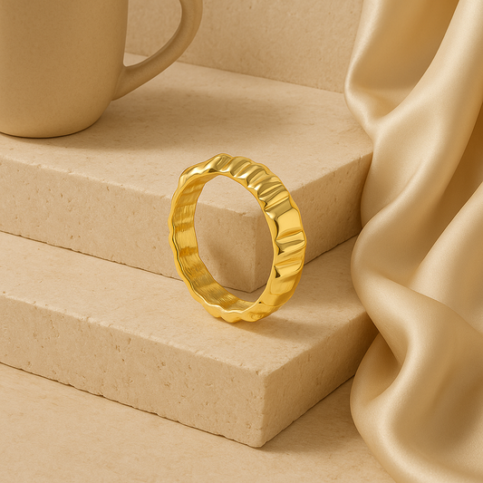 Amanda Pleated Bangle