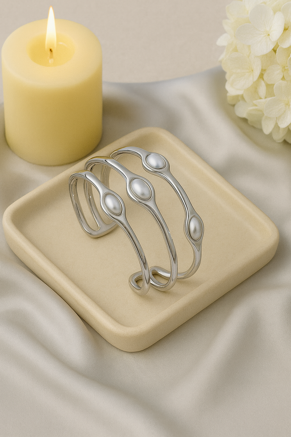 Dhea Pearl Cuff Bangle