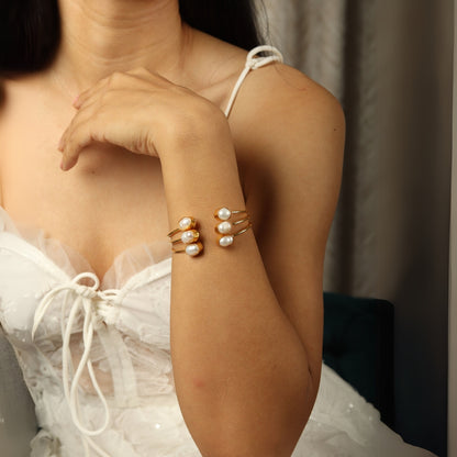 Shriya Cuff Bangle