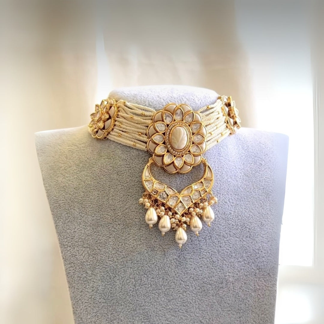 Reva Set (Necklace + Earrings)