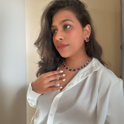 Maaia Set (Necklace with Earrings)