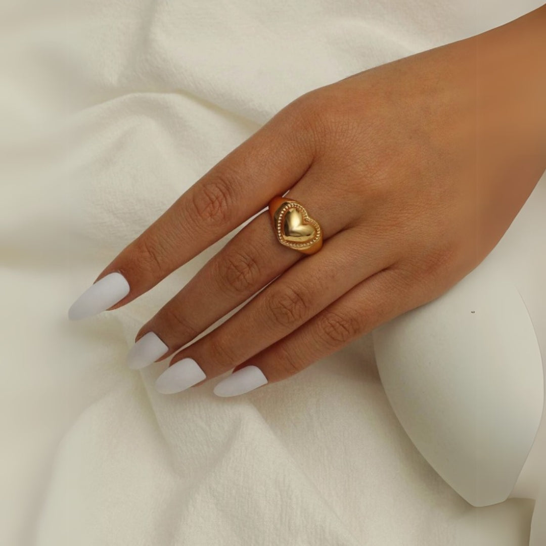 Heart Minimalist Ring