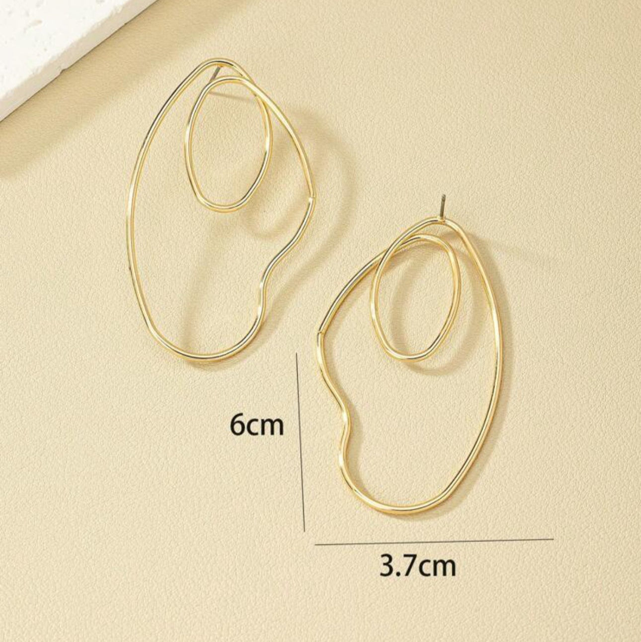 Sasha Dangle Earrings